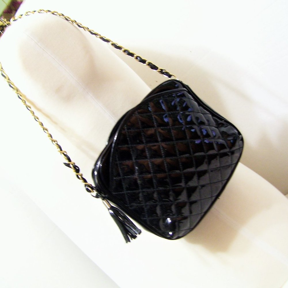 Fashion Handbag Quilted Faux Black Patent Leather Chain Strap NWOT
